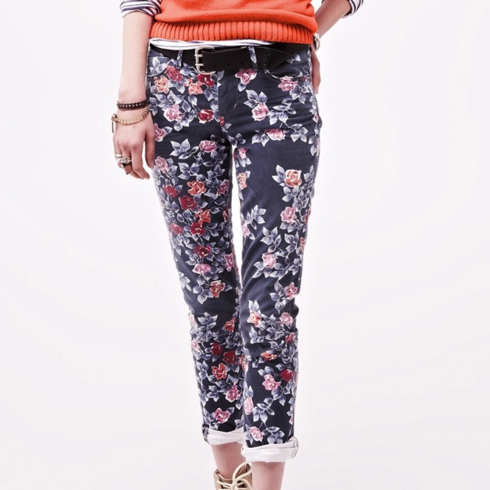 C of H~Floral Thompson Mid-rise Skinny Jeans~27